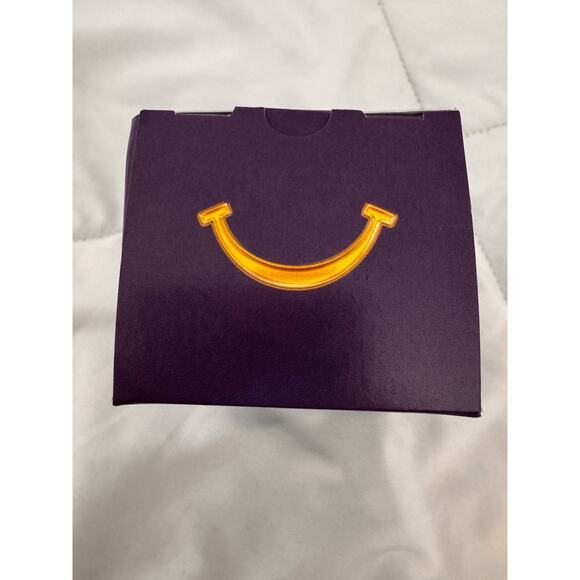 McDonald's x BTS - TINYTAN Happy Meal "V/Taehyung" (Throwback Edition) Toy - Picture 11 of 14